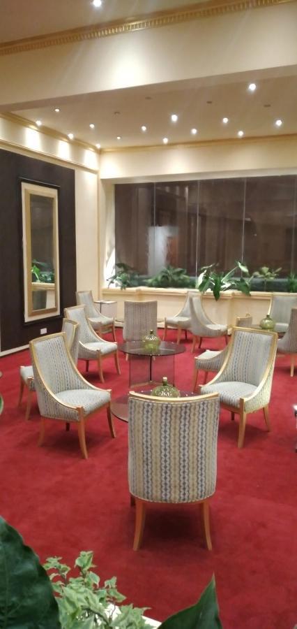 Sleek Hotel Kegalle Luaran gambar