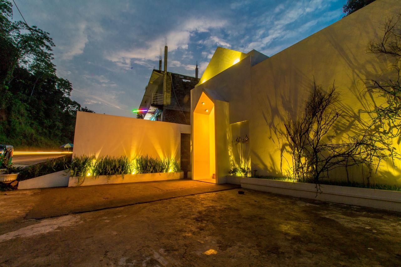 Sleek Hotel Kegalle Luaran gambar