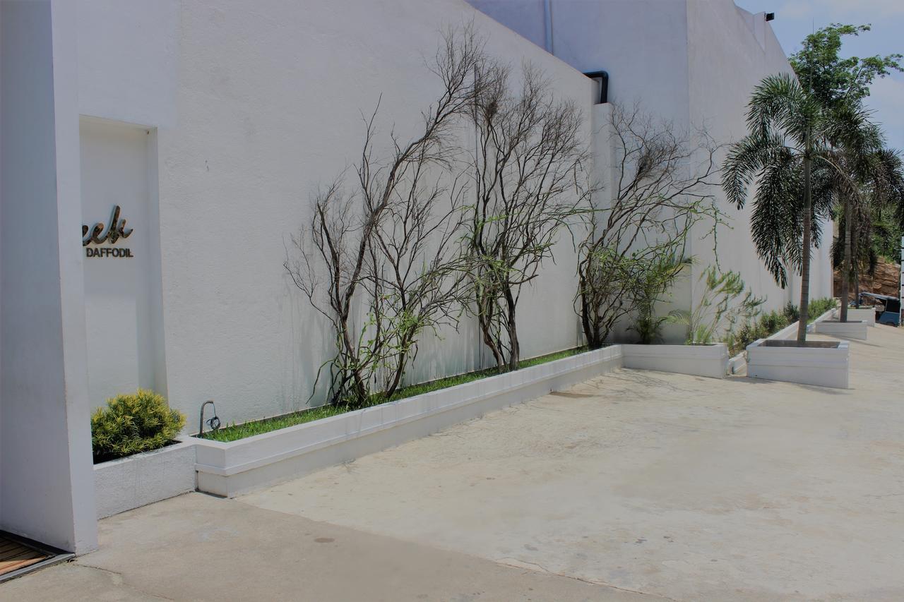 Sleek Hotel Kegalle Luaran gambar